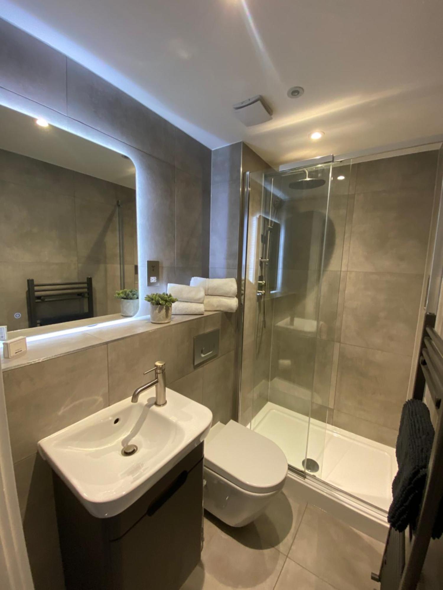Luxury York Apartment, Free Parking & Free Gym Esterno foto